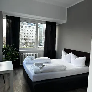 Ootel.com 3* Berlín